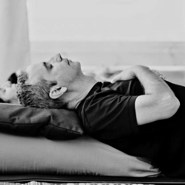 לימודי יוגה תרפיה